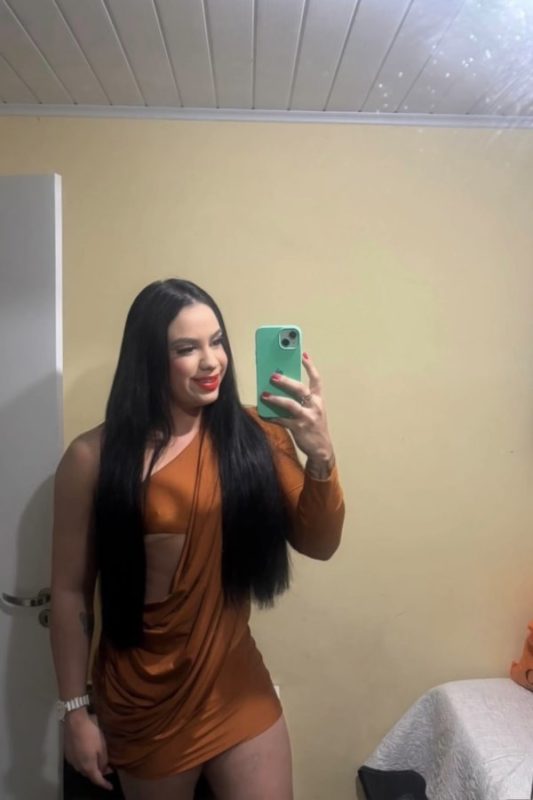 Polly Cavalona 10