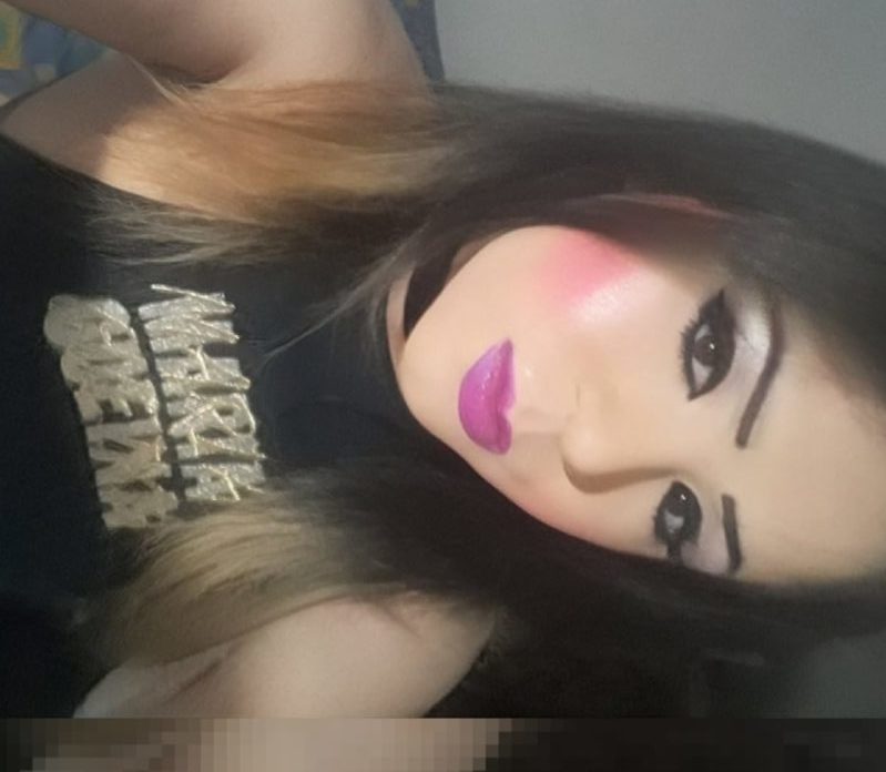 Carla Vicktorya 31