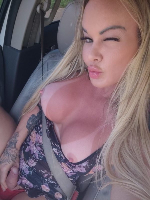Nickole Kaefer 22