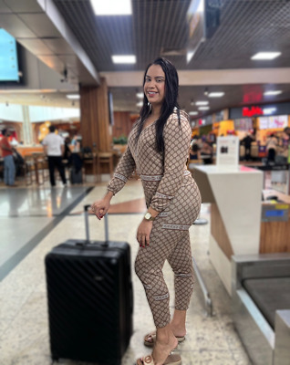 Polly Cavalona 5