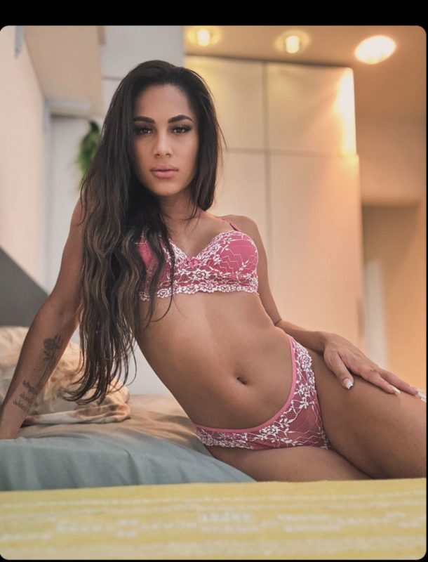 Victoria Valentina 49