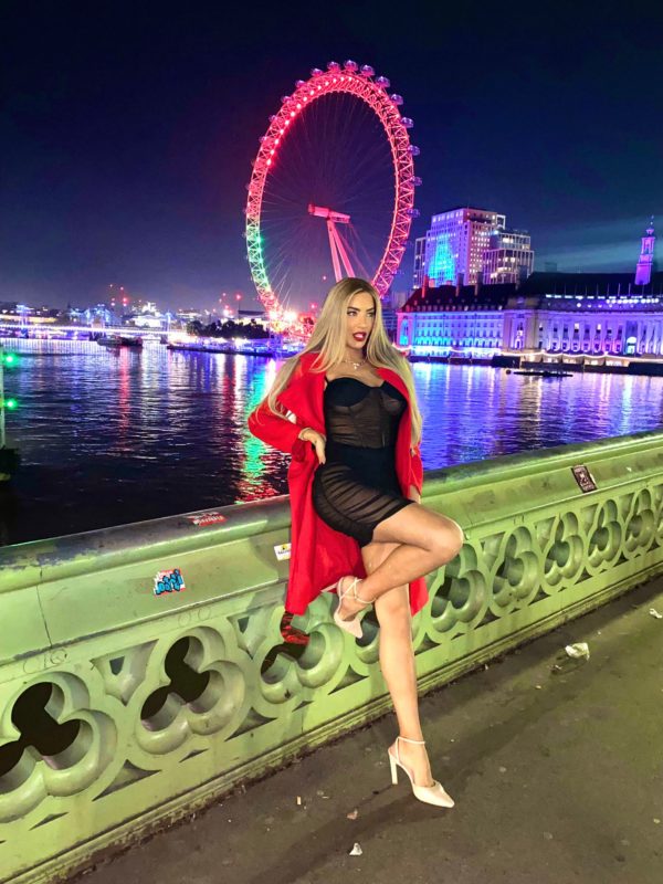Bella Top 30