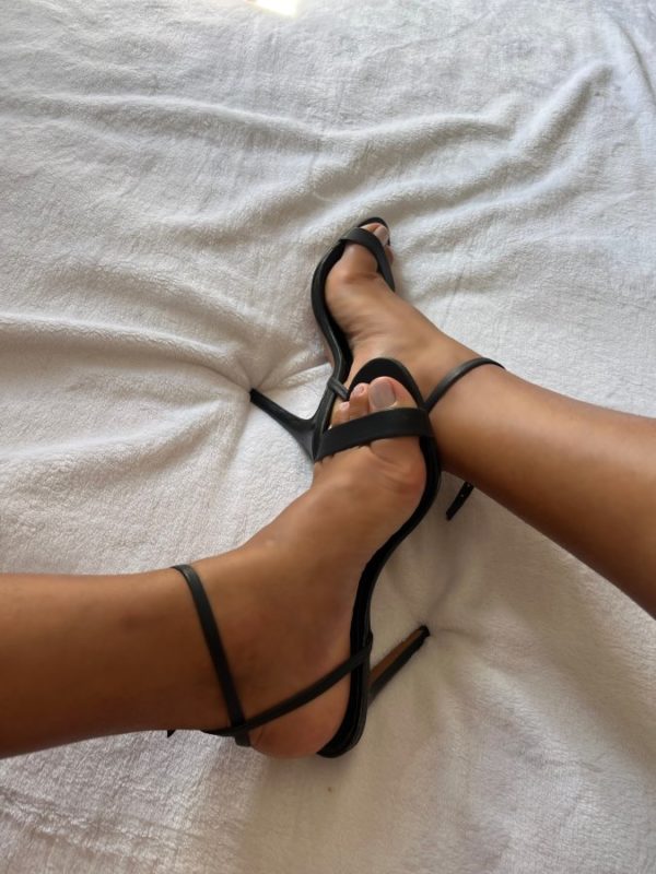 Alice Evangelista 10