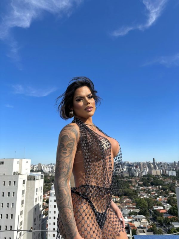 Natasha Queiroz 7
