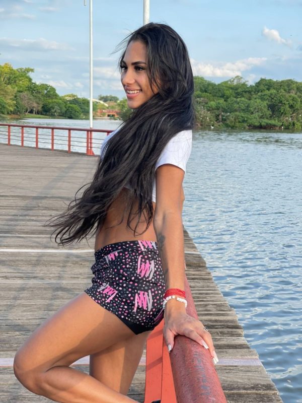 Victoria Valentina 77
