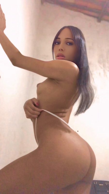 Cayla Oliveira 5