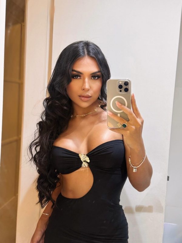 Liz Martins 5