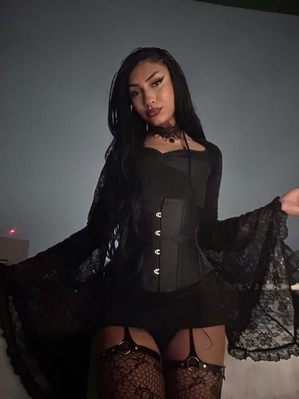 Layla Lara 4