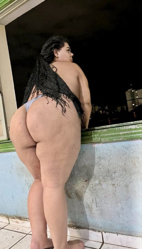 Anthonella Mendonça 5