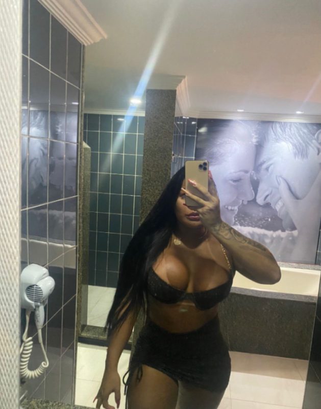 Isabella Reis 61