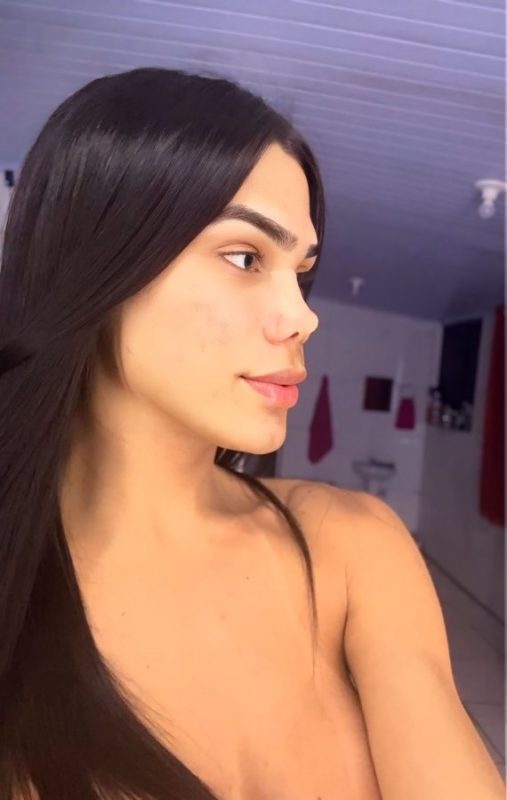 Emily Chelsie 19