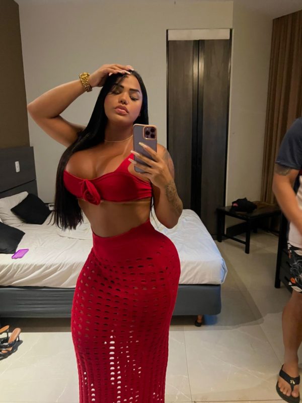 Isabella Reis 35