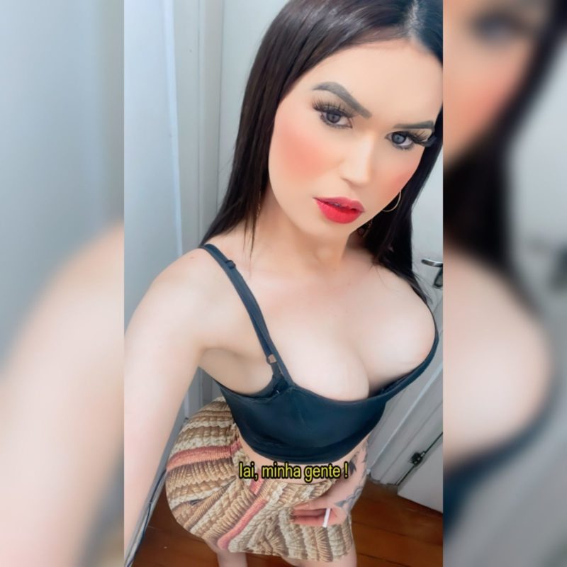 Débora Branquinha 4