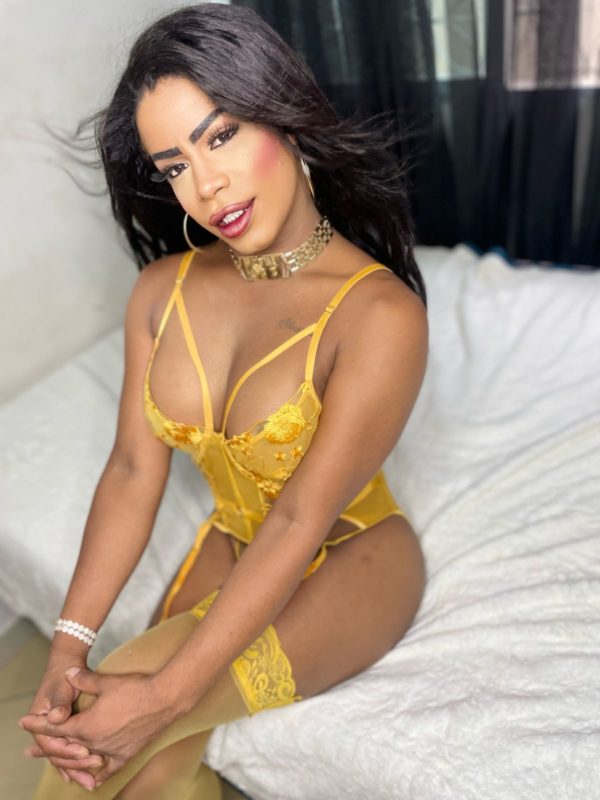 Yasmin Rocha 3