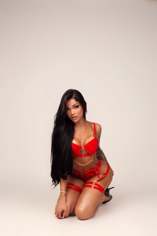 Mabele Oliver 25