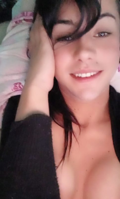 Jhennyfer Antunes 20