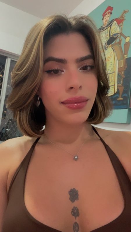 Alice Santos 15