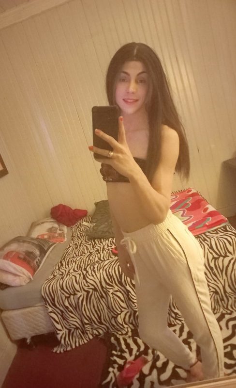 Jhennyfer Antunes 23