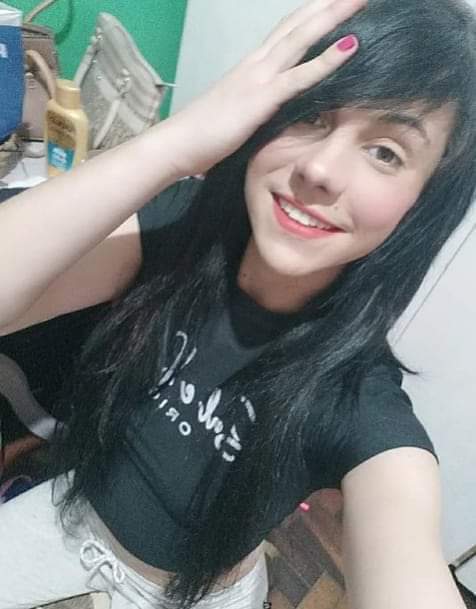 Jhennyfer Antunes 24