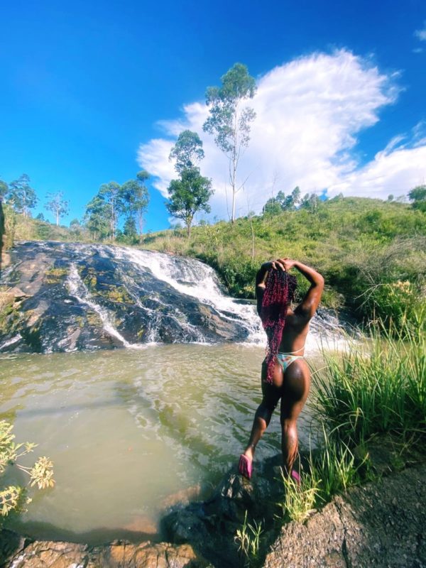 Negra Bombom 65