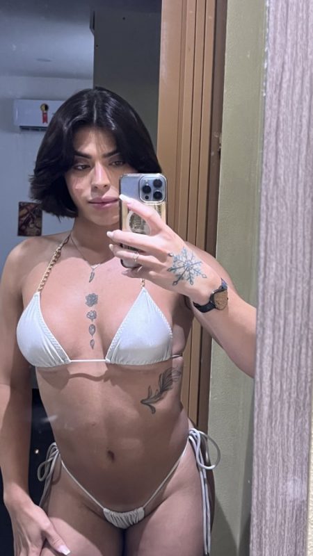 Alice Santos 15