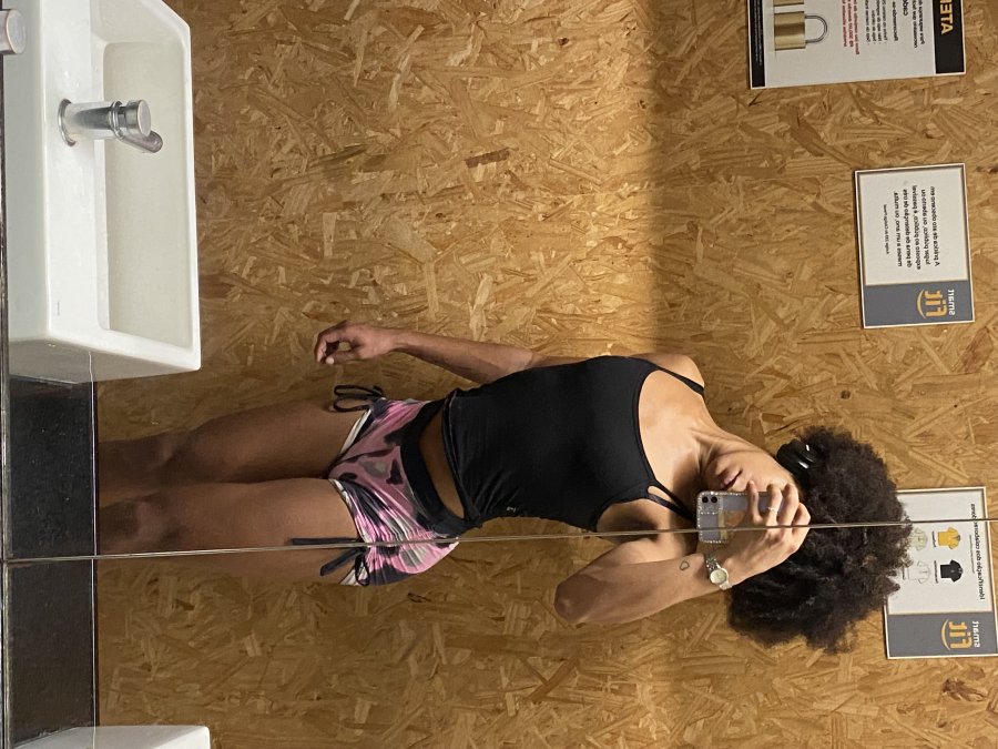 Mary Farias 19