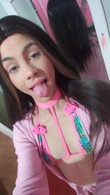 Jhennyfer Antunes 18
