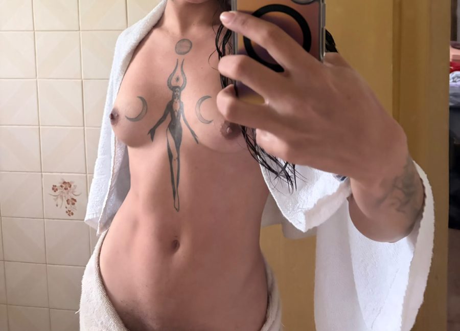 Larissa Alves 37