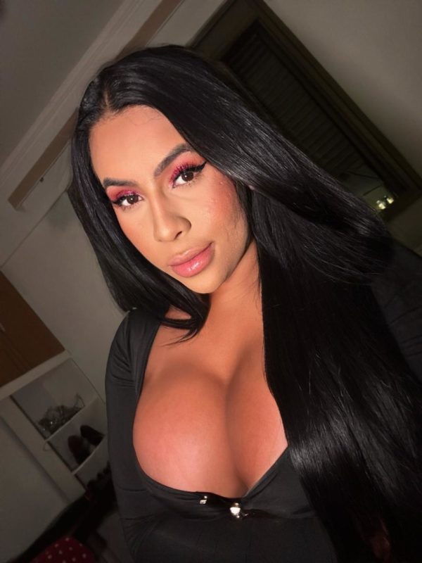 Alexia Duarte 5