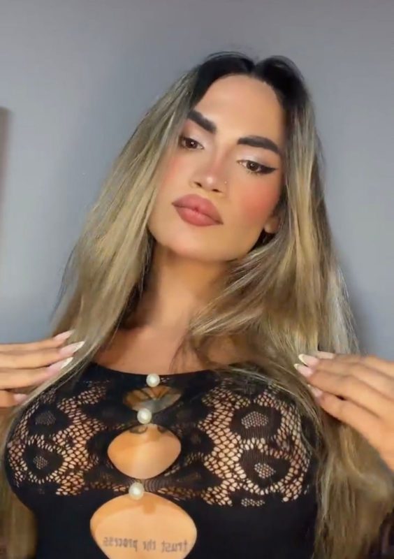 Ísis Valverde 16