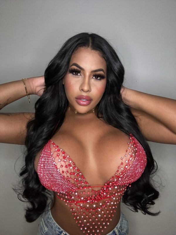 Alexia Duarte 3