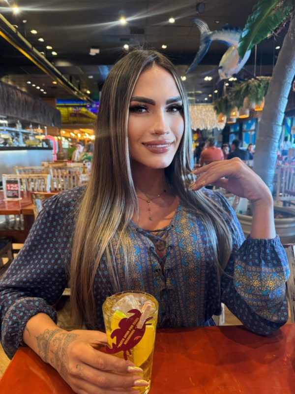 Ísis Valverde 1