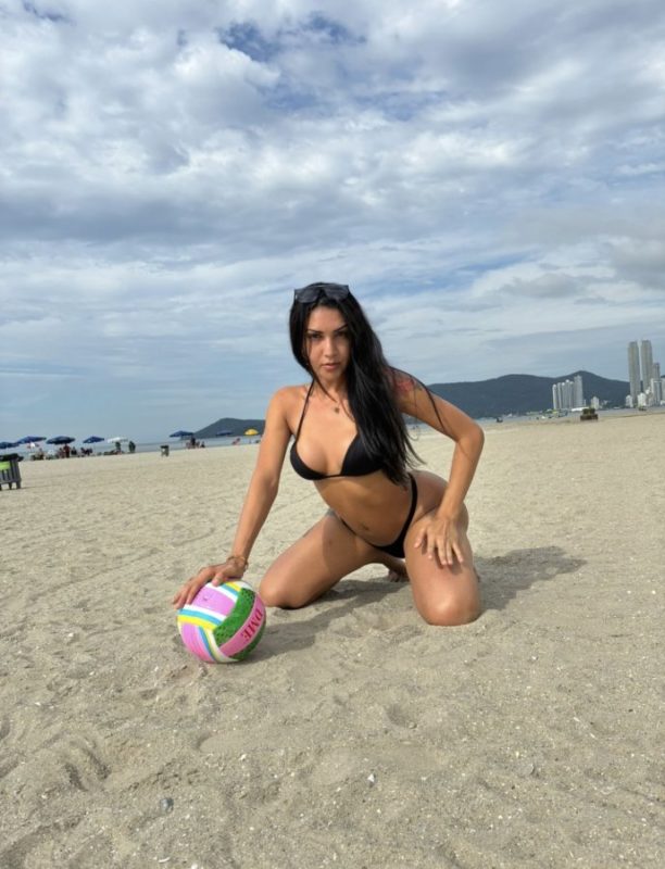 Yasmin Lancaster 43