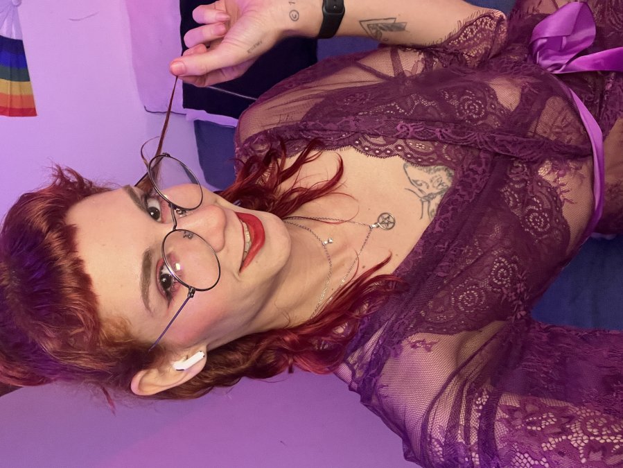 Zoe Drew 44