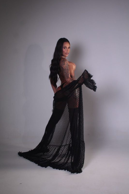 Yanna Beatriz 39