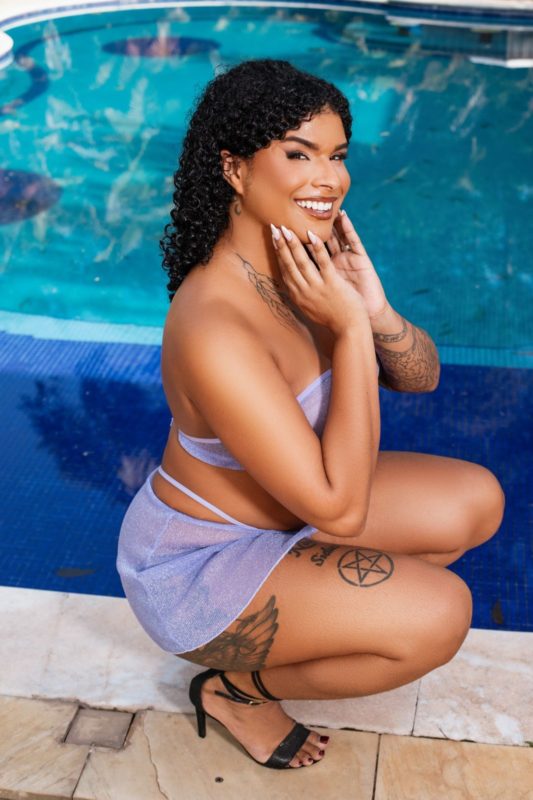 Viviane Monteiro 28