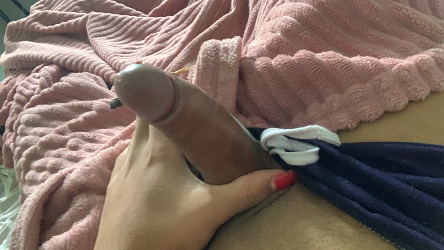 Ariela Marins 52
