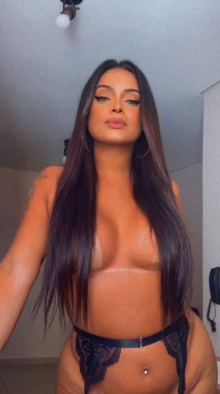 Erica Lima 23