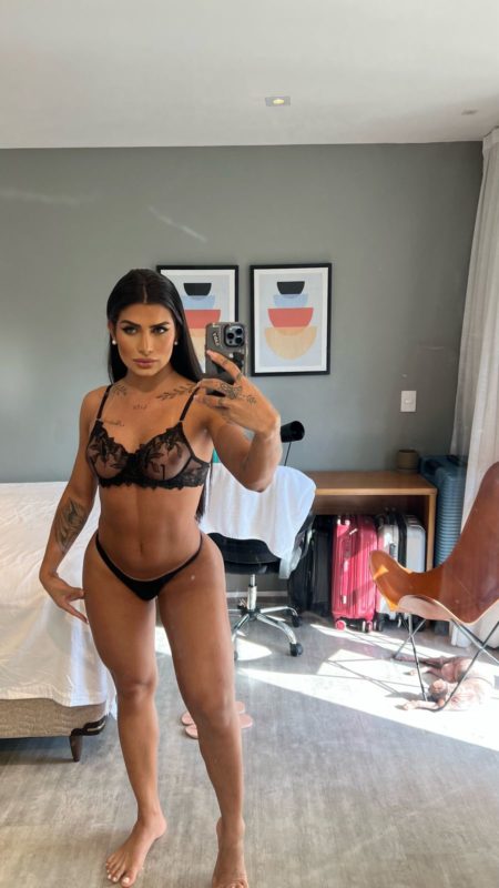 Gaby Cardoso 38