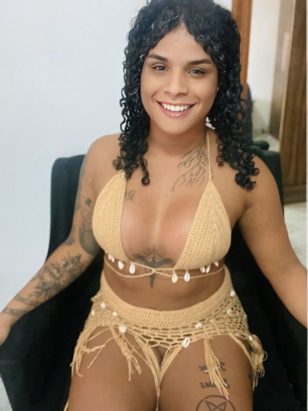 Viviane Monteiro 22