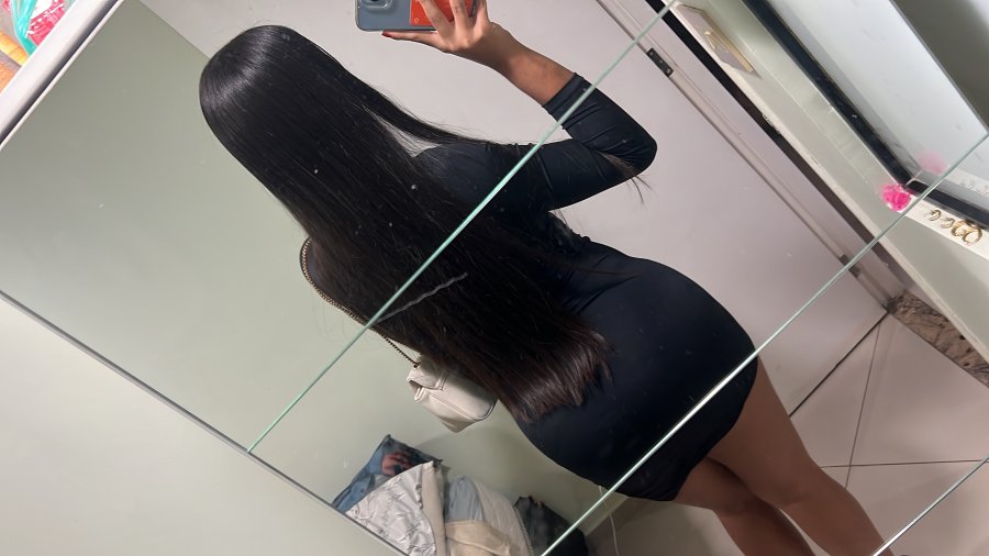 Ariela Marins 4