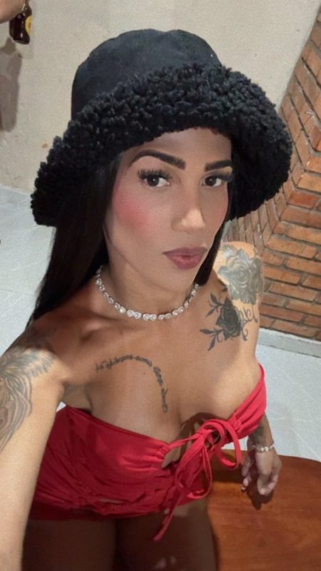 Akça Micaelly 2