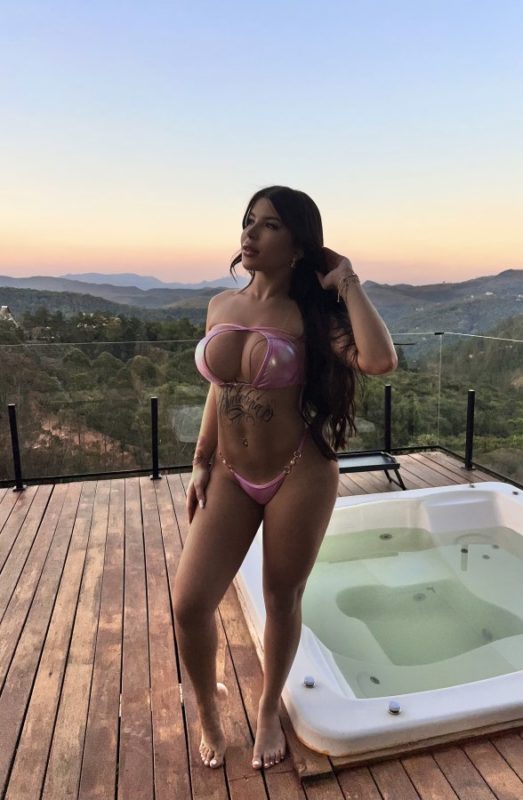 Isa Buenno 18