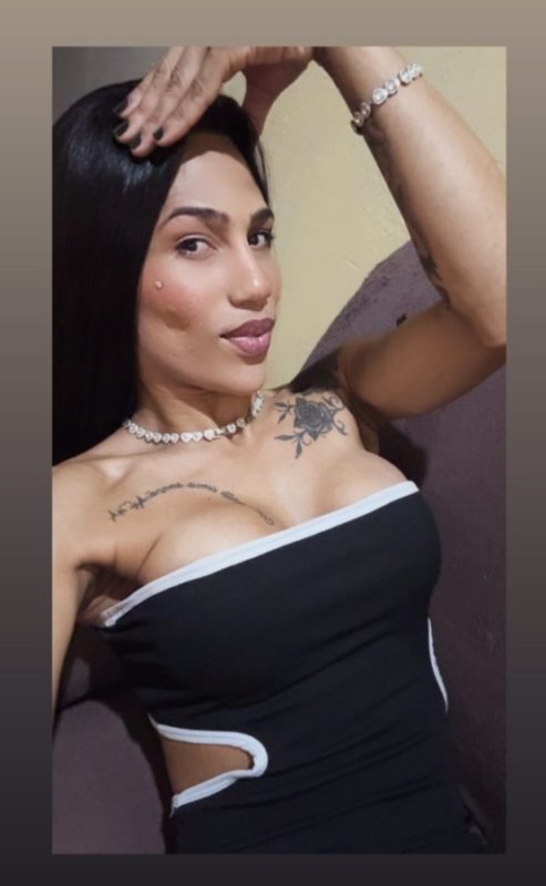 Akça Micaelly 40
