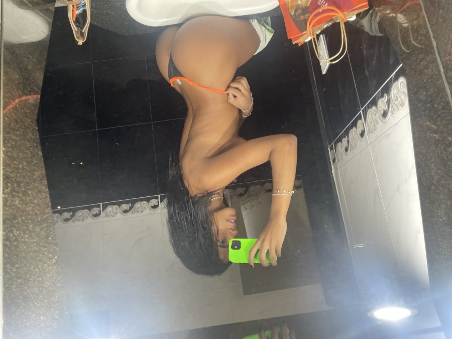 Kiara Brito 12