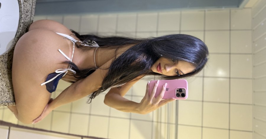 Hellen Salvatore 22