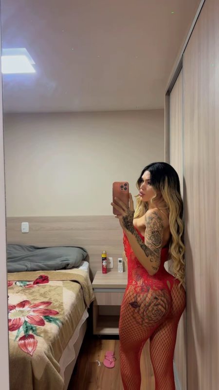 Ana Julia 47