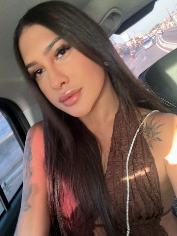 Júlia Modelo 10