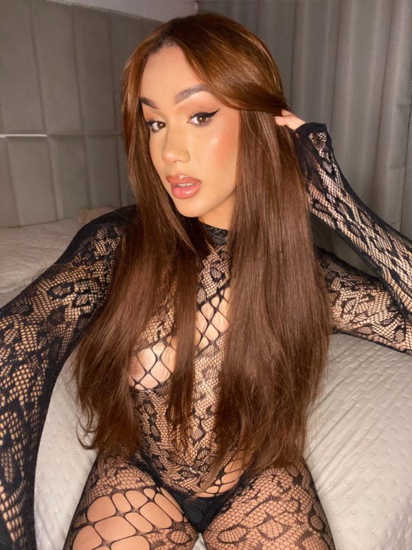 Polly Teixeira 36