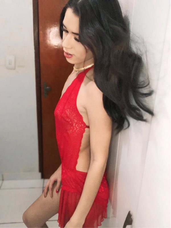 Lulu Moreira 25
